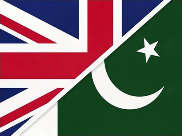 برطانیہ نے پاکستان کو ٹریول ریڈ لسٹ سے نکال دیا
