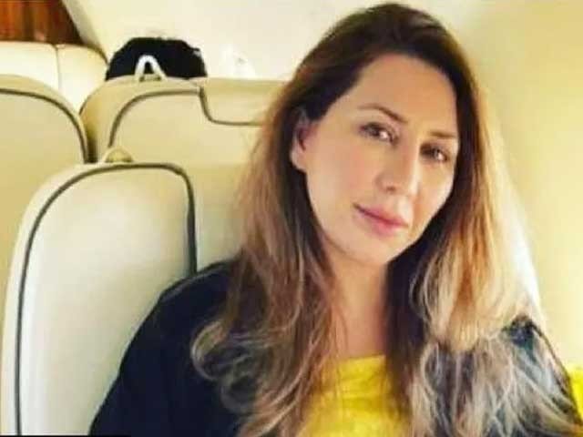 پنجاب حکومت کا فرحت شہزادی کے ریڈ وارنٹ جاری کرنے کا اعلان