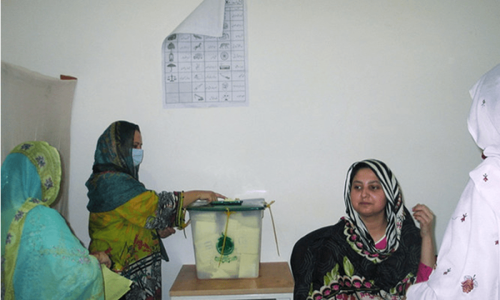آزاد کشمیر بلدیاتی انتخابات: تحریک انصاف کو دومیں شکست دو اضلاع میں برتری حاصل