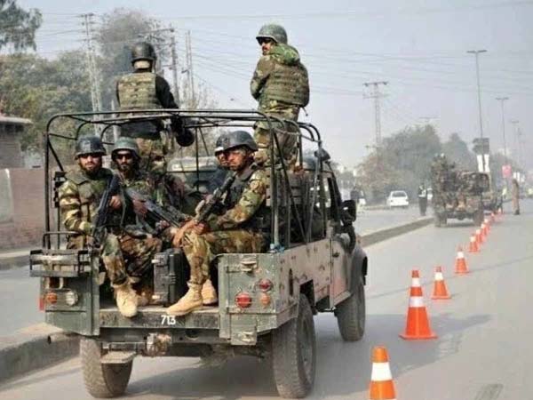 سیکیورٹی فورسز کی خیبرپختونخوا میں چار کارروائیوں میں 11 خوارج ہلاک